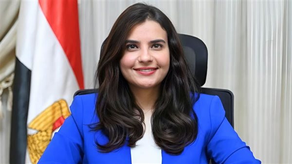 سحر البزار تواجه وزير الطيران على خلفية ارتفاع أسعار تذاكر الخليج المذهل