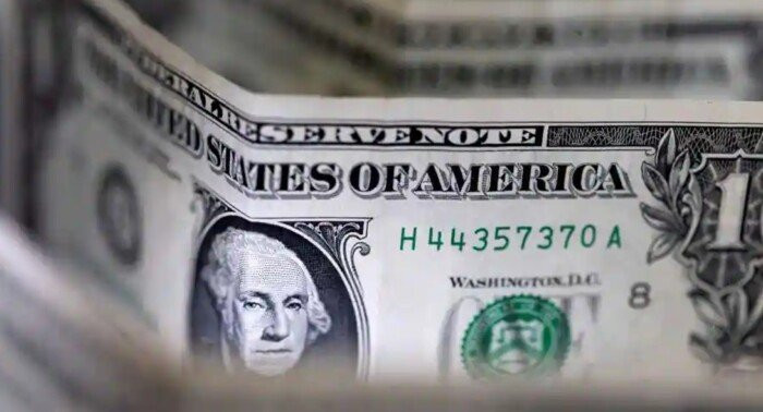 سعر الدولار أمام الجنيه المصري اليوم الثلاثاء 10 مارس 2026 يتصدر المشهد المالي