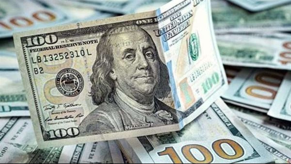 سعر الدولار أمام الجنيه المصري يُحدث تقلبات جديدة في السوق مساء اليوم السبت 7 مارس 2026