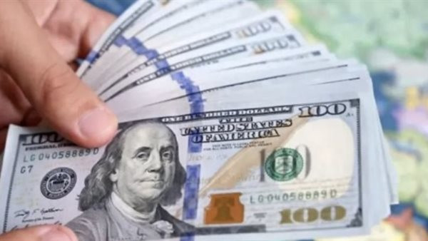 سعر الدولار اليوم الاثنين يتجاوز 52 جنيهًا وسط تصاعد التوترات الإقليمية وتأثيرها على الأسواق المالية
