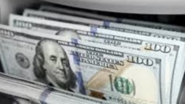 سعر الدولار اليوم الجمعة يستقر عند مستوى قريب من 52 جنيه في البنوك المصرية