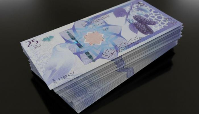 سعر الدولار اليوم في سوريا.. الليرة تلتقط أنفاسها وتستقر أمام العملة الأمريكية