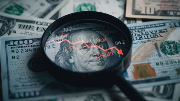 سعر صرف الدولار في البنوك المصرية يتغير بشكل ملحوظ: آخر تحديث للأسعار