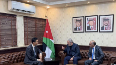 سفير جمهورية الصين الشعبية يزور مؤسسة الإذاعة والتلفزيون لتعزيز التعاون الإعلامي وتطوير العلاقات الثنائية