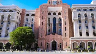 سلطنة عُمان تُفاجئ الجميع بصرف رواتب مارس قبل عيد الفطر بعشرة أيام وتلك خطوة مفاجئة تبرز قدرتها على اتخاذ قرارات مالية عاجلة