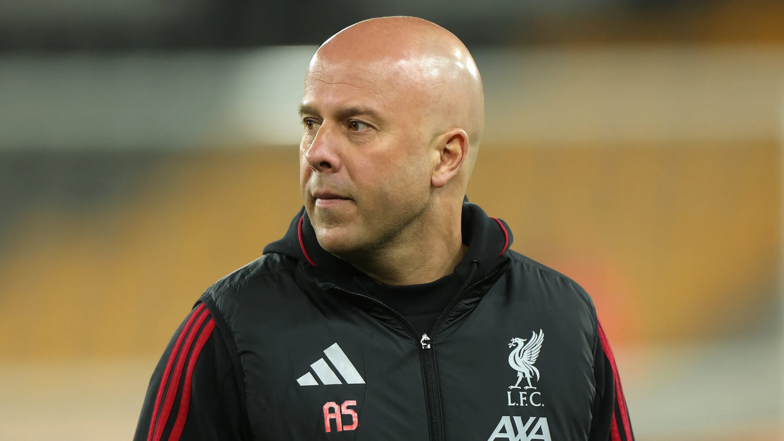 سلوت يخفف ضغوط صلاح ويرفض الاعتراف بمشكلة ليفربول ويواصل دعم الفريق