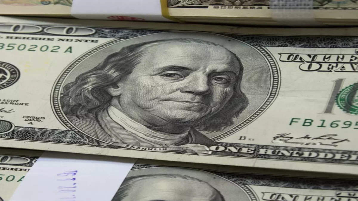 صدمة الثلاثاء.. الدولار يواصل قفزاته الجنونية أمام الجنيه ويحقق رقمًا قياسيًا تاريخيًا يتجاوز 52 جنيهًا.. أخطر يوم في مستقبل الاقتصاد المصري