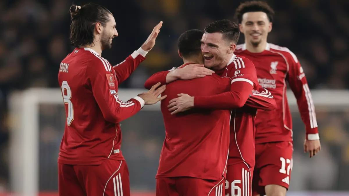 صلاح يكسر صيامه التهديفي ويصالح مدربه.. بداية انتفاضة ليفربول الكبرى رسميًا