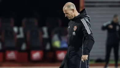 عامر العمايرة يشتعل غضباً ويسلط الضوء على الظلم: "حرام عليكم، هذا هو أفضل نادي في إفريقيا!"