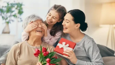 عيد الأم 2026 يتزامن مع عيد الفطر.. إجازة مطولة تصل إلى 3 أيام توفر فرصة ذهبية للاحتفال والتواصل الأسري