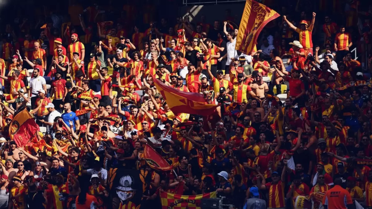 قادة الأهلي يعقدون جلسات سرية لإنقاذ الفريق قبل موقعة الترجي.. هل ينجح الشناوي وتريزيجيه في إشعال الروح القتالية واستعادة الثقة؟