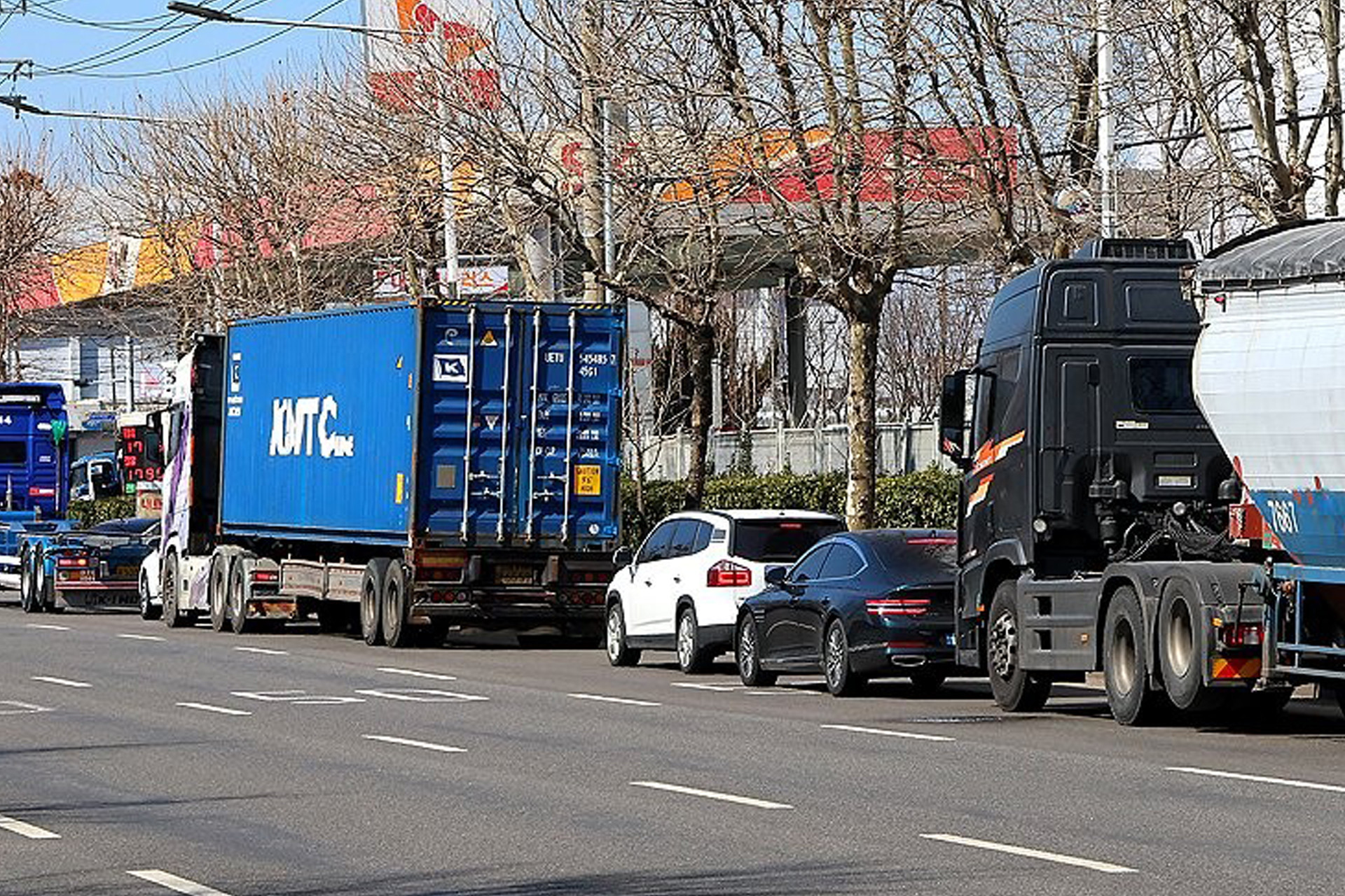 كوريا الجنوبية تدرس فرض حد أقصى لأسعار الوقود وسط توتر إيراني يهدد السوق العالمي