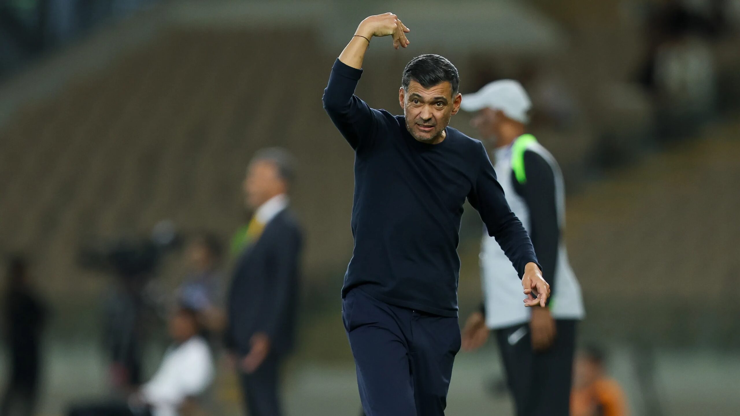 كونسيساو يمتدح الأهلي قبل ديربي جدة ويؤكد أن جماهيرنا هزمت الهلال