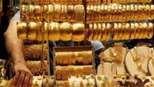 كيف غيرت حركة الطيران من مسار أسعار الذهب في مصر؟