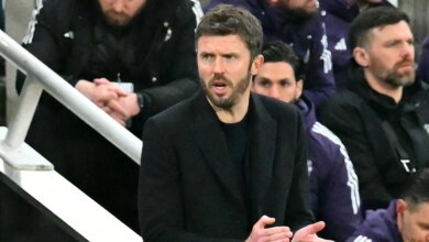 مانشستر يونايتد يخطط لضم اللاعب المفقود لتعزيز خطة كاريك وتحقيق الأهداف المحددة