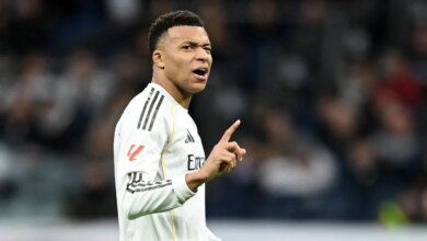 مبابي يحرج مشجع باريس بعد تصرفه تجاه ريال مدريد في مباراة حاسمة