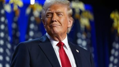 مجتبى خامنئي يُعتقد أنه لا يزال على قيد الحياة، لكنه يعاني من إصابة خطيرة تثير قلق المحللين