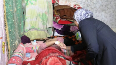 محافظ أسوان يتدخل بشكل عاجل لإنقاذ طفلة سقطت في مطبق للصرف الصحي وتوجيه علاج فوري لإنقاذ حياتها