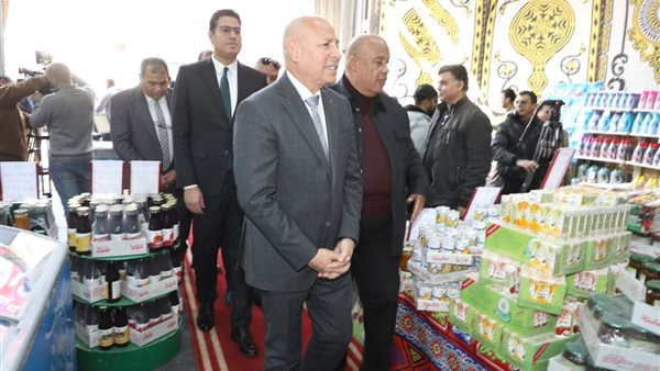 محافظ القاهرة يطالب المواطنين بالإبلاغ عن أي محاولات للتلاعب بالأسعار أو احتكار السلع