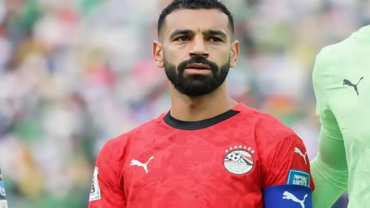 محمد صلاح يتلقى عرضًا أسطوريًا بقيمة 113 مليون جنيه يُنهي حقبته مع ليفربول