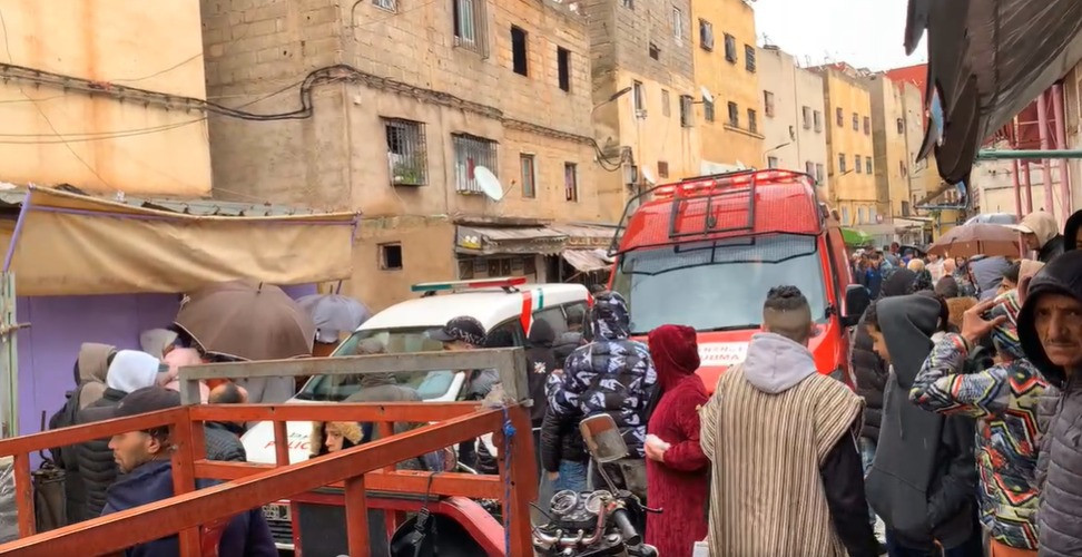 مختل عقلي يتسبب في هجوم عنيف على والده بفاس على يد مفترس غير متوقع