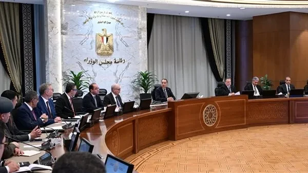 مدبولي يوجه بزيادة مخزون السلع الأساسية ومراقبة أي ارتفاعات غير مبررة في الأسعار