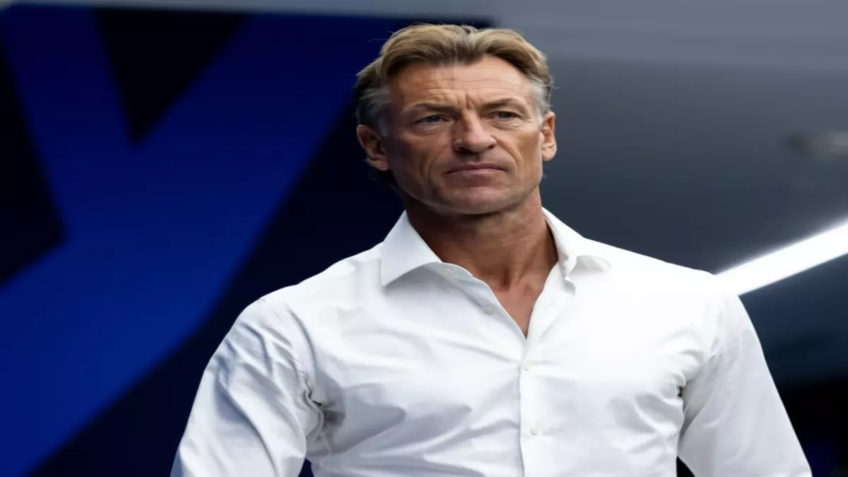 مدرب المنتخب يكشف عن أول اسم في معسكر المونديال الحاسم.. فرصة السعودية الذهبية لتحقيق إنجاز تاريخي وتخطي الدور الأول 🚀