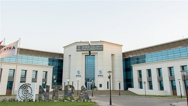 معركة أسعار الهواتف المحمولة تعود بقوة وتثير ضجة واسعة