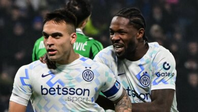 مهاجم إنتر على طاولة برشلونة لتعويض ليفاندوفسكي في صفقة انتقال محتملة