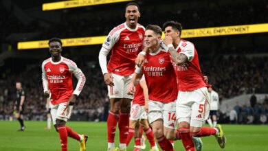 مهاجم توتنهام ينتقد فوضى آرسنال في الركلات الثابتة ويصفها بأنها أشبه حديقة الحيوانات