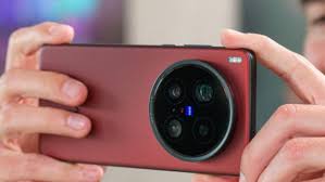 مواصفات Vivo X300 Ultra المرتقبة وسعره المتوقع يثيران اهتمام المستخدمين وسط ترقب للأداء المتميز