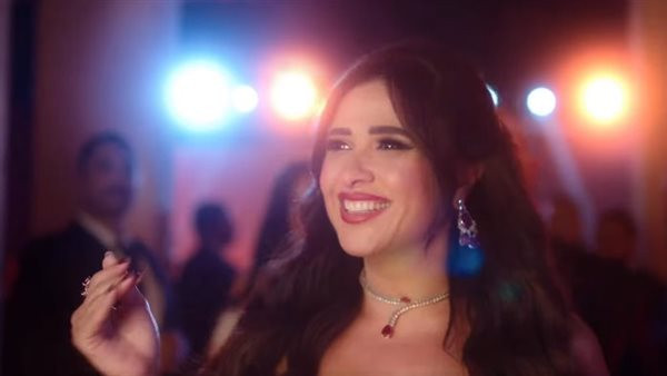 موعد عرض الحلقة الثامنة من مسلسل بطل العالم يعقبه أحداث مشوقة ومثيرة