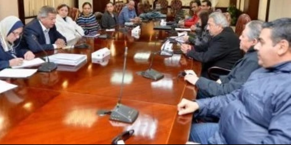 موعد عرض مسلسل بطل العالم الحلقة 8 وتوفير أرقام الجهات الخدمية لتعزيز الوعي بين المشاهدين