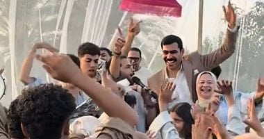 موعد عرض واعادة مسلسل بطل العالم الحلقة ثمانية اللامعة في موسم الدراما النجمية