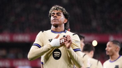 موقف غير متوقع لعائلة يامال يكشف وراء الكواليس في موقعة بيلباو وبرشلونة