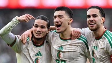 ميلان يقتحم صراع برشلونة وأتلتيكو لضم لاعب جزائري بارز