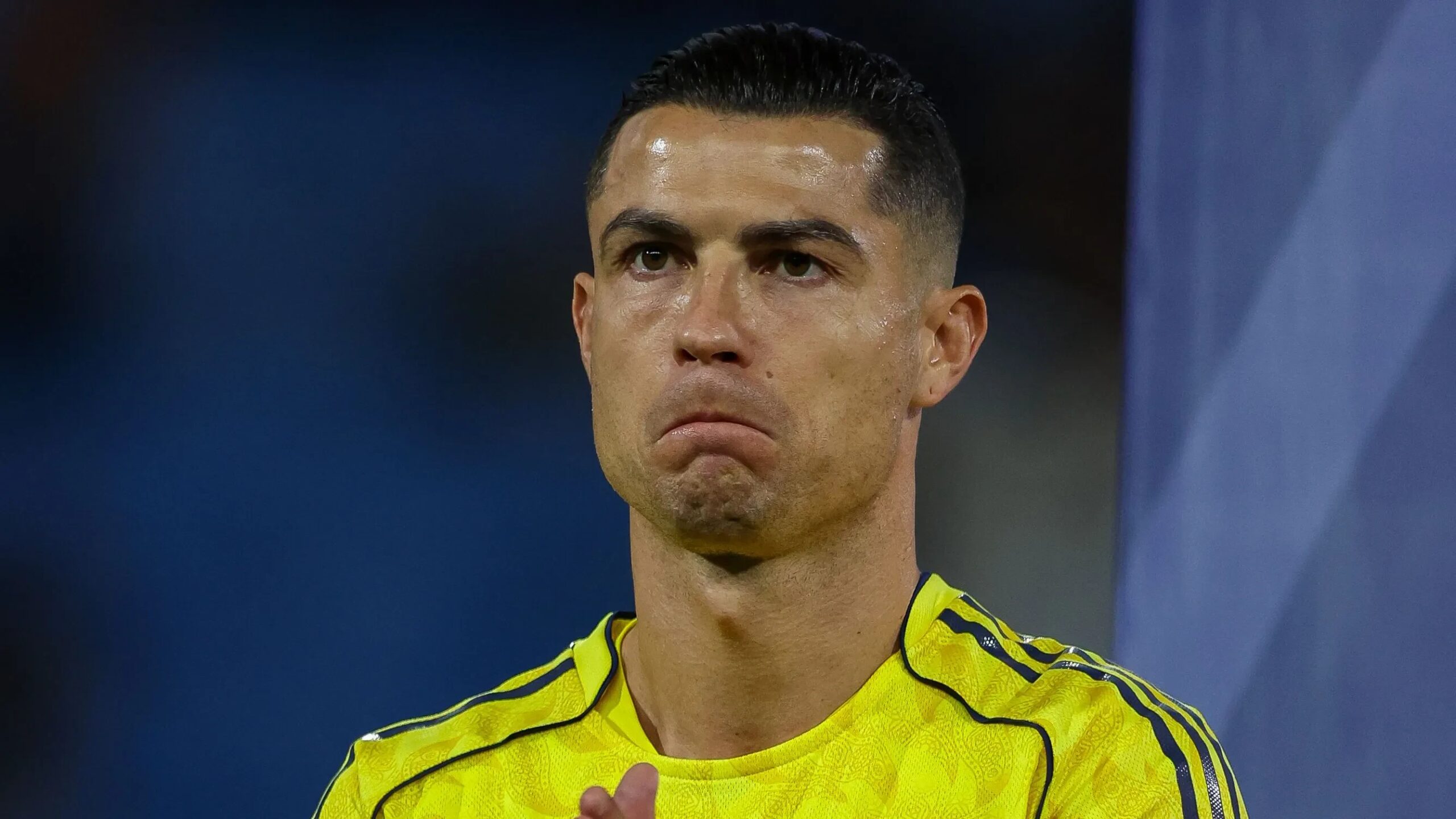 نايف هزازي يكشف عن سبب رحيلي عن الاتحاد وتطلعاته لتتويج النصر ورونالدو