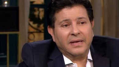 نقل الفنان هاني شاكر إلى المستشفى بعد تدهور حاد في حالته الصحية وسط أنباء عن تطورات خطيرة