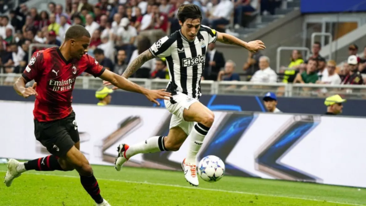 نيوكاسل يونايتد يضع سعرًا نهائيًا لبيع تونالي وسط أنظار كبار أوروبا