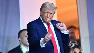 هل تراجع ترامب عن تهديد منتخب إيران بعد التصريحات الأخيرة؟