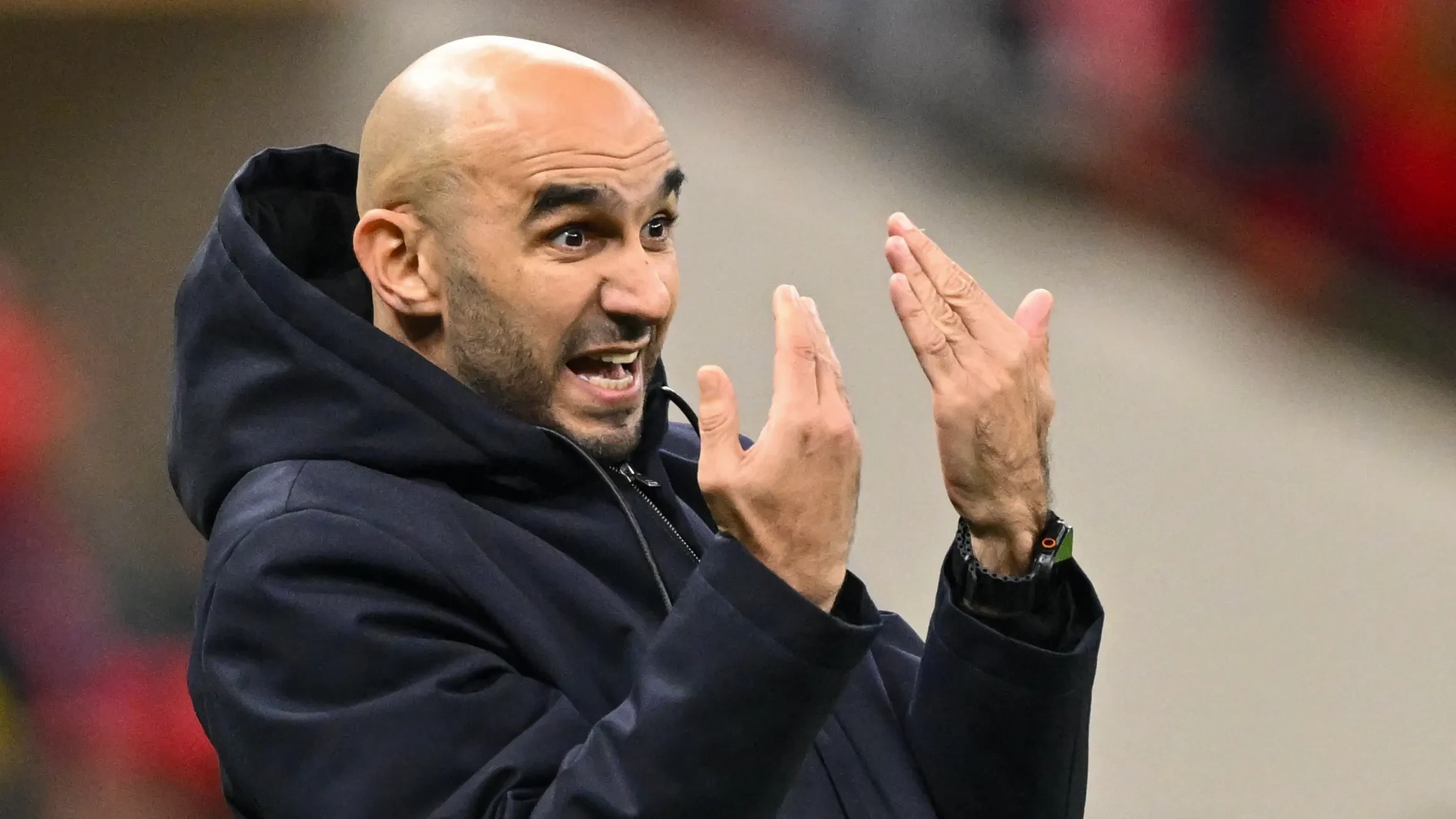 هل يجسد تجاهل المقصود صدامًا بين الركراكي ووهبي ولقجع في الساحة الكروية