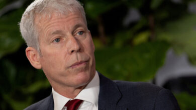 وزير الطاقة الأمريكي يتوقع استقرار أسعار النفط دون تجاوز 100 دولار