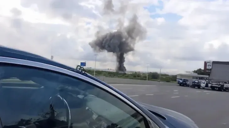 وسائل إعلام عبرية تؤكد سقوط صاروخ إيراني بالقرب من مطار بن غوريون، في تطور يعكس تصعيد التوترات الأمنية