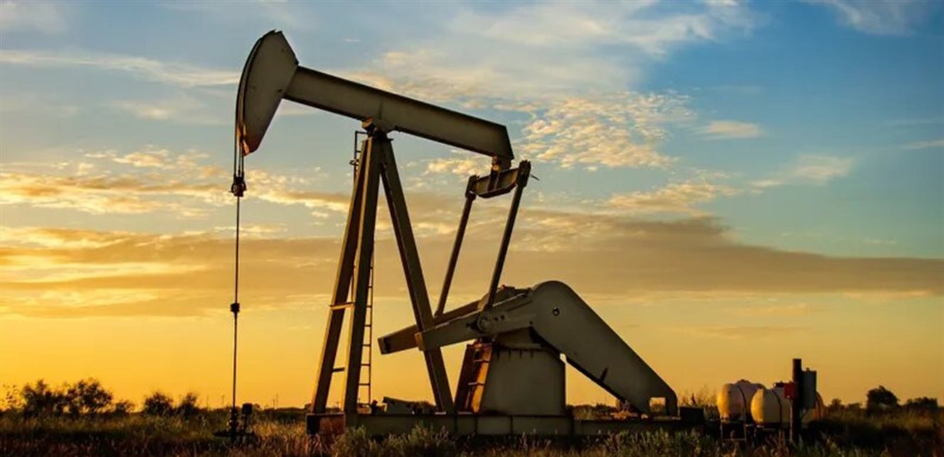 وسط تصاعد التوترات العالمية، ارتفاع أسعار النفط بأكثر من 2% وسط حرب إيران